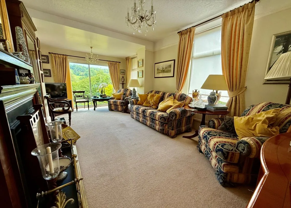 4 bedroom property for sale