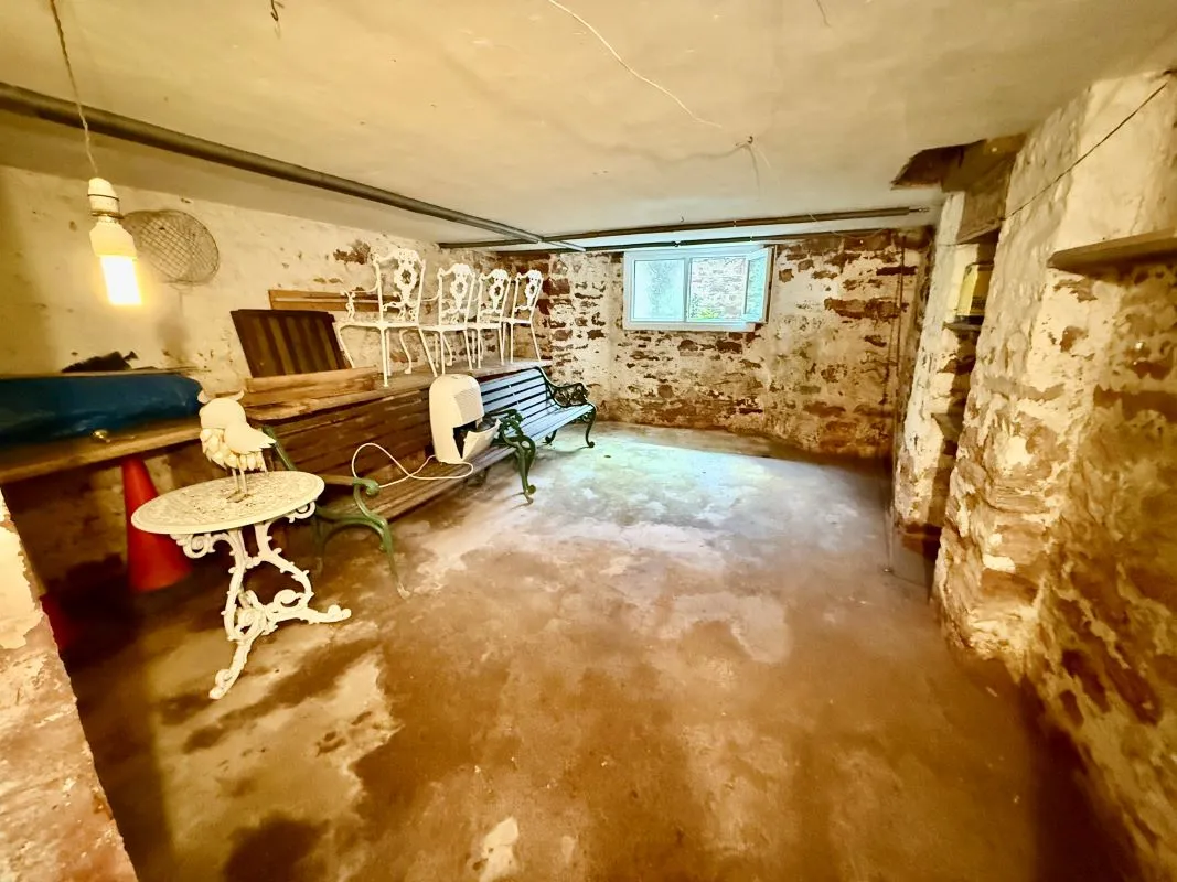 4 bedroom property for sale