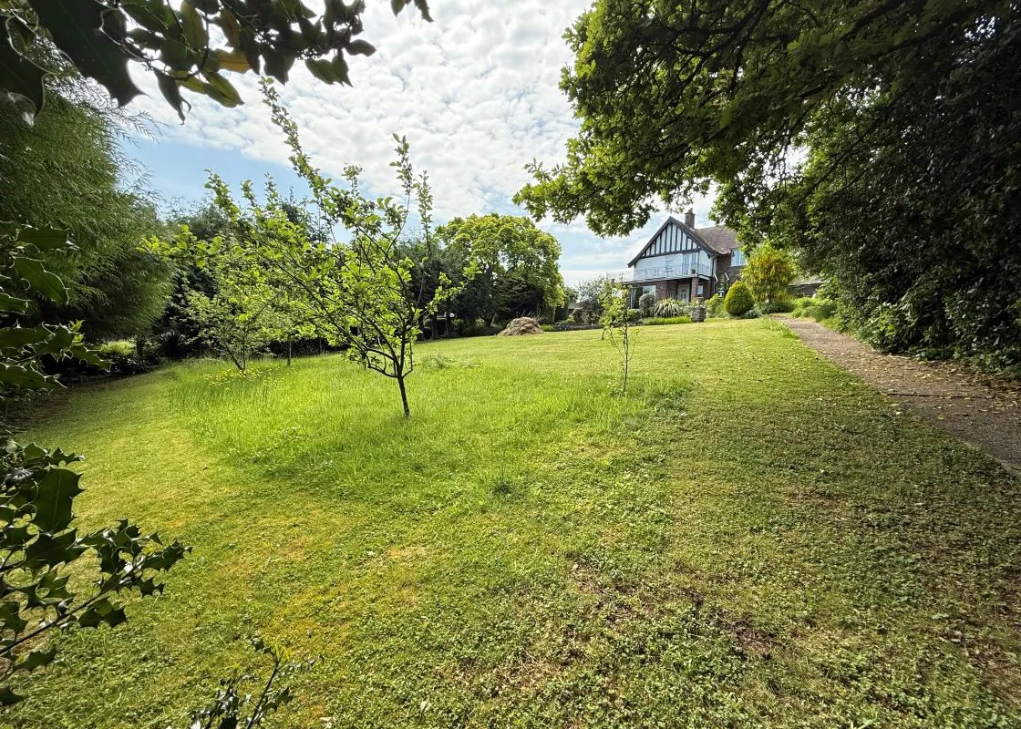 4 bedroom property for sale