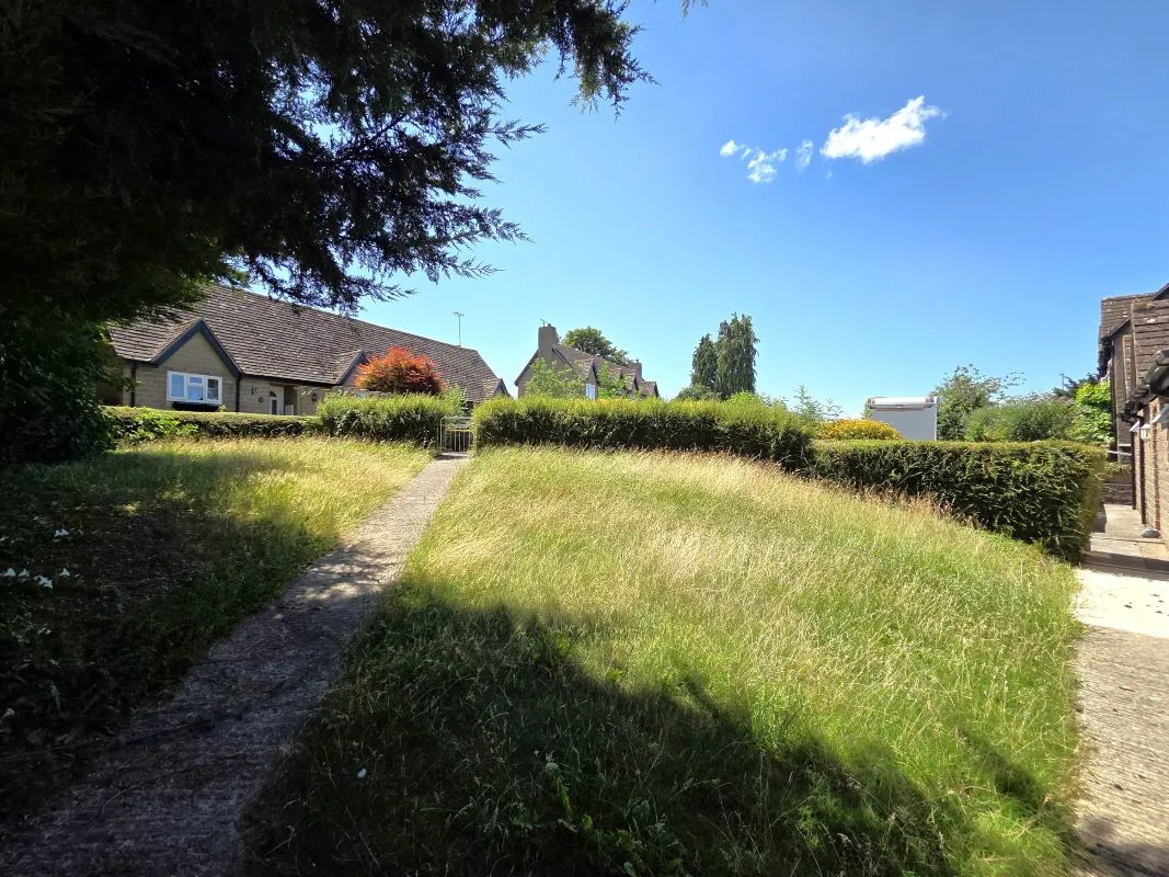 2 bedroom property for sale