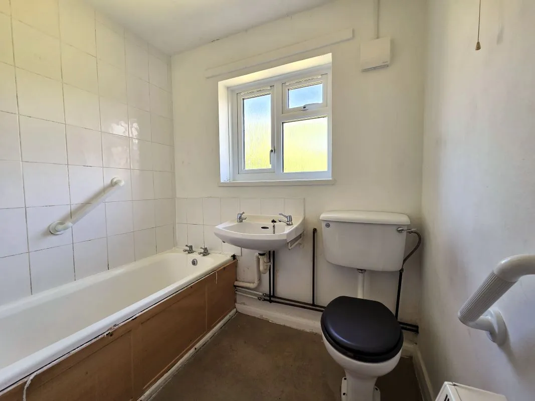2 bedroom property for sale