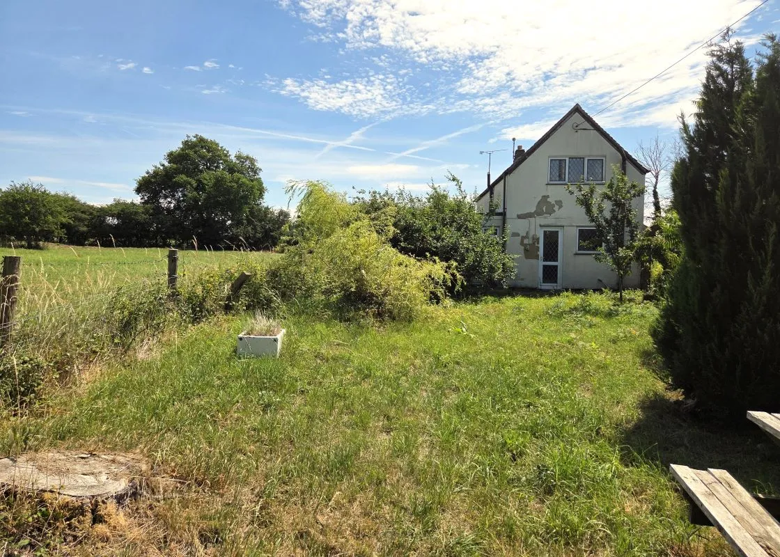 2 bedroom property for sale