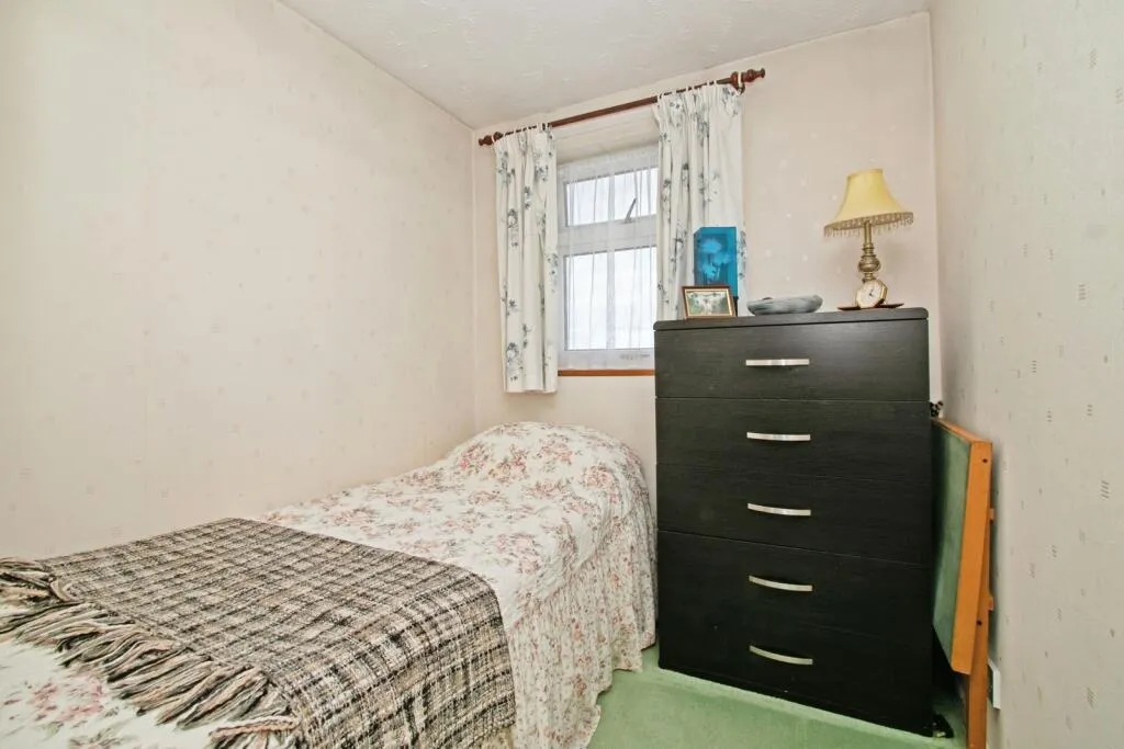 3 bed Terraced