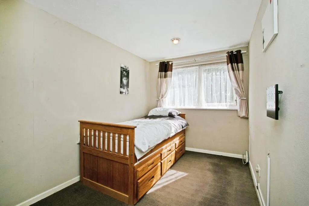 3 bed Terraced