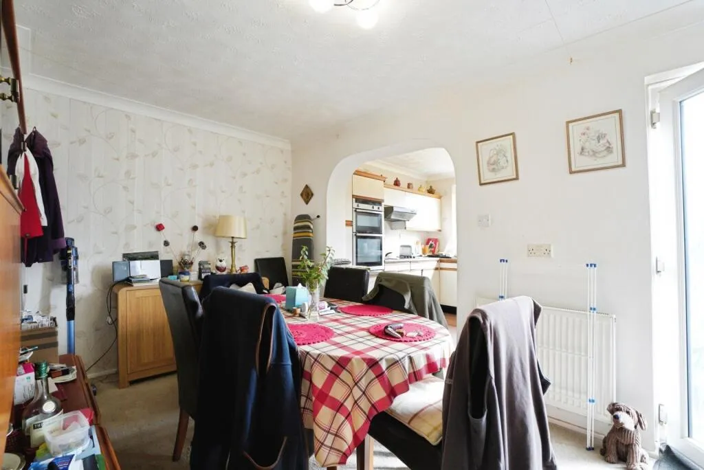3 bed Semi-Detached