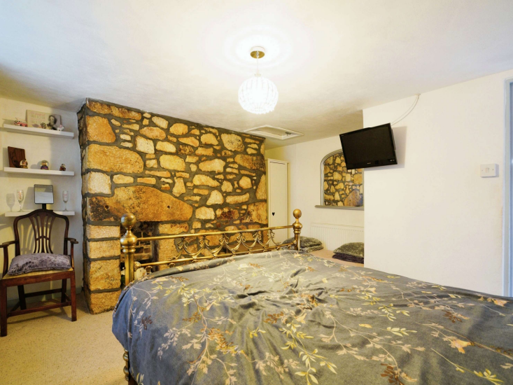 2 bed Cottage