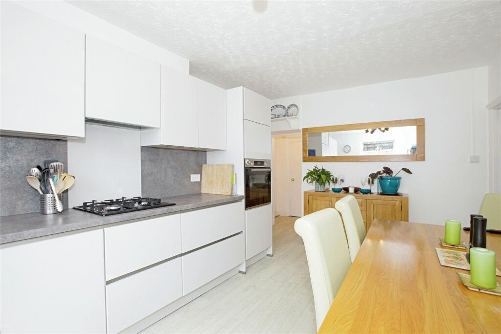 2 bed Ground Flat