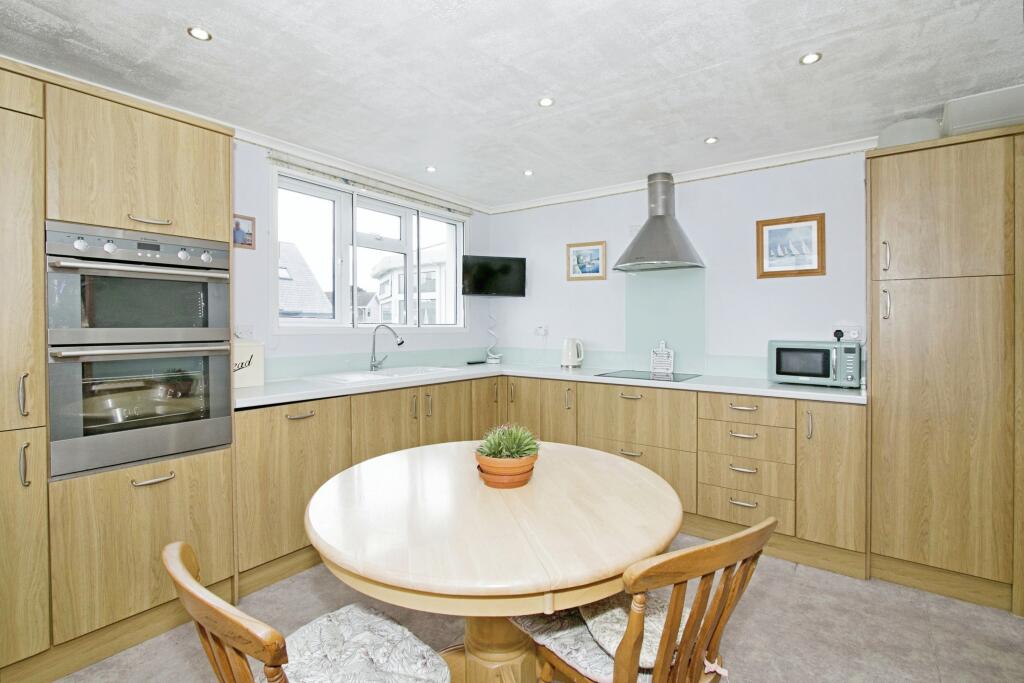 3 bed Detached