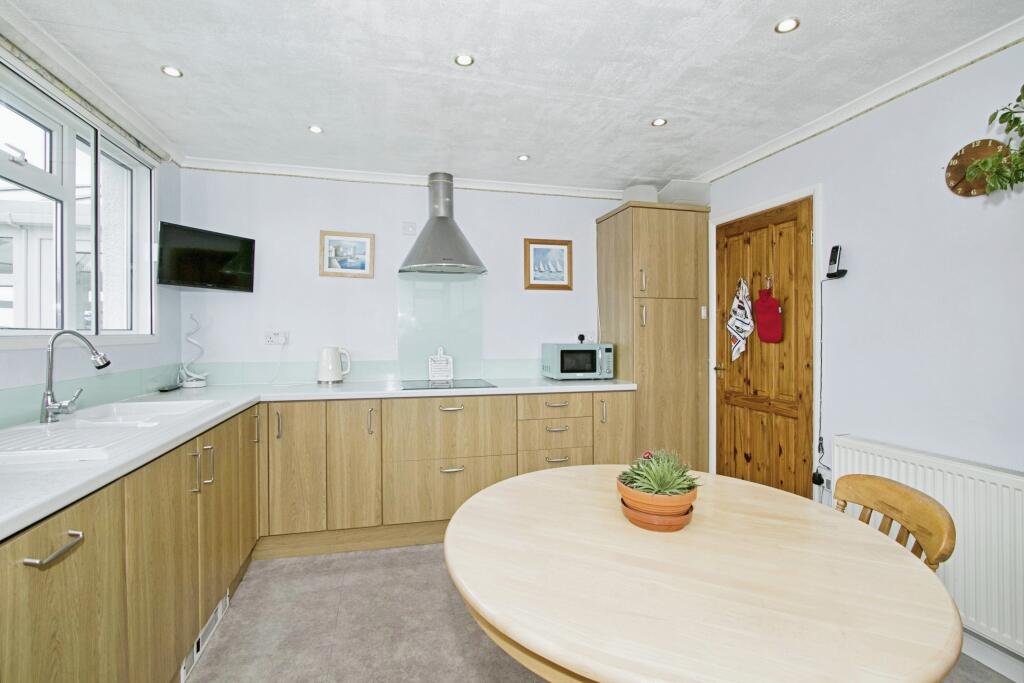 3 bed Detached
