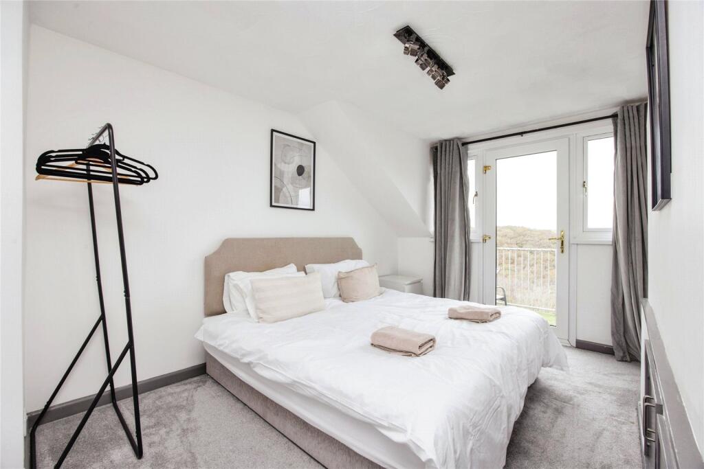 9 bed House Share