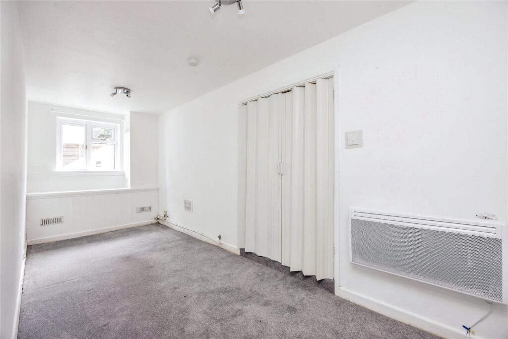 9 bed House Share