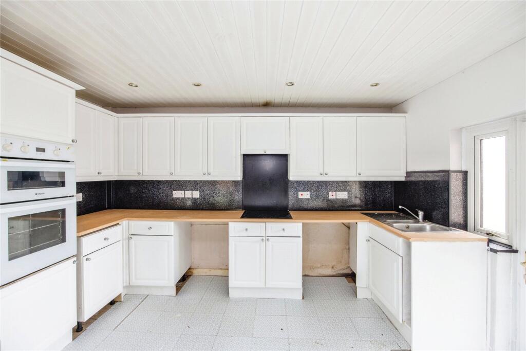 9 bed House Share