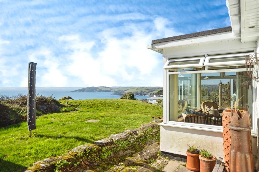 4 bed Detached Bungalow