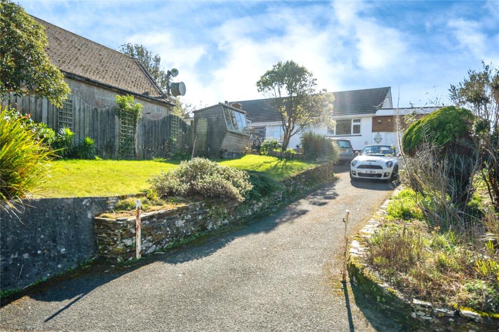 4 bed Detached Bungalow