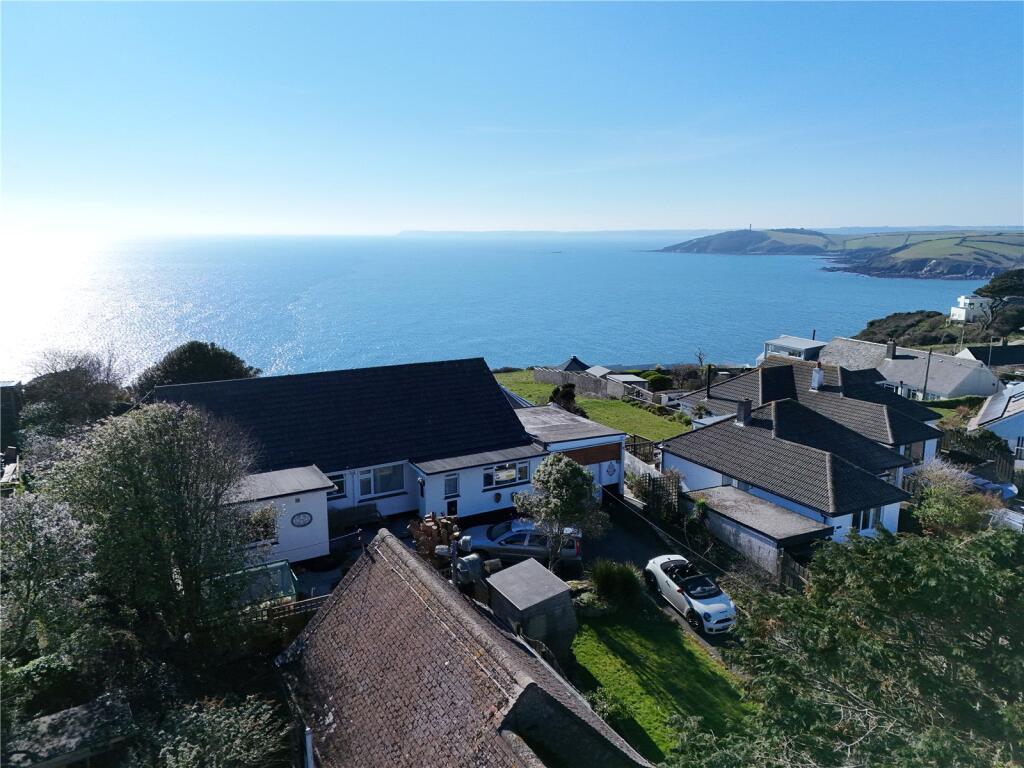 4 bed Detached Bungalow