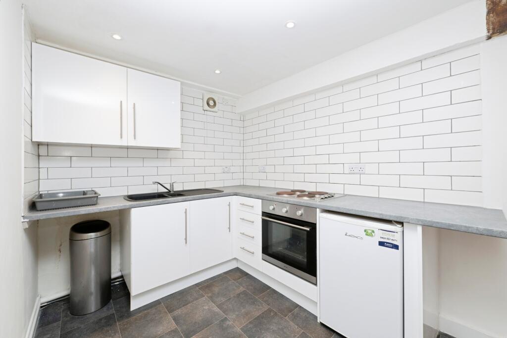 1 bed Apartment