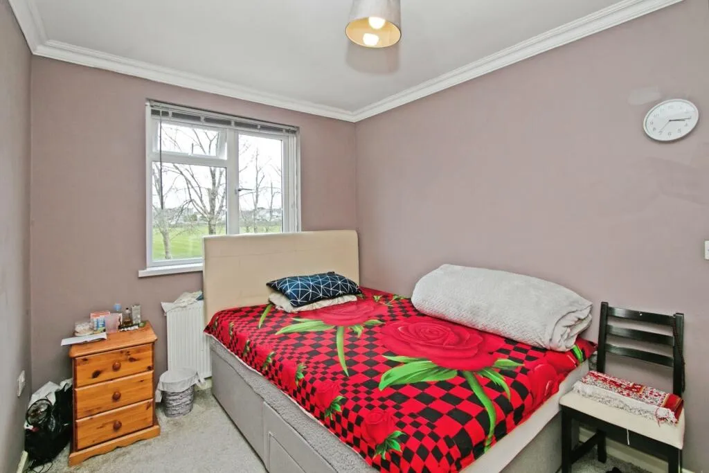 4 bed Terraced