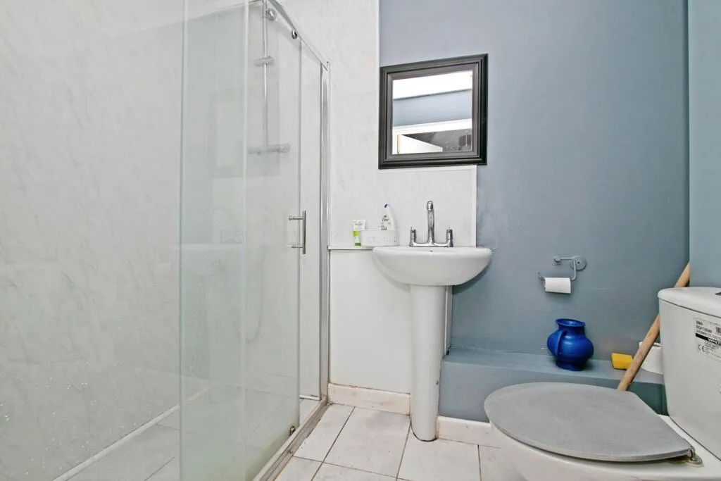 4 bed Terraced