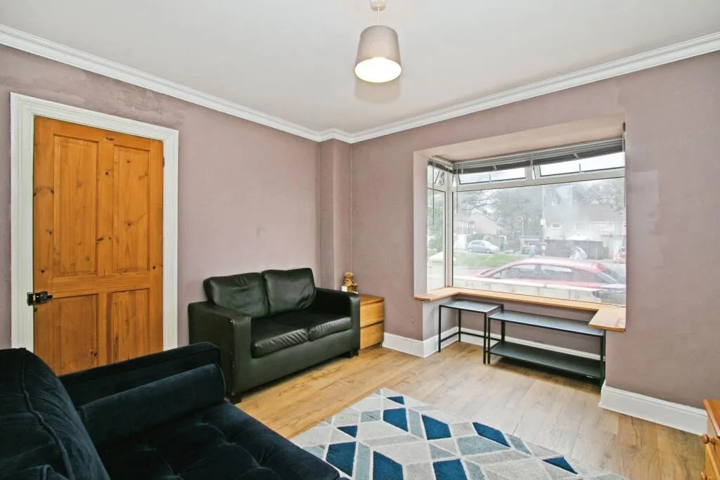 4 bed Terraced