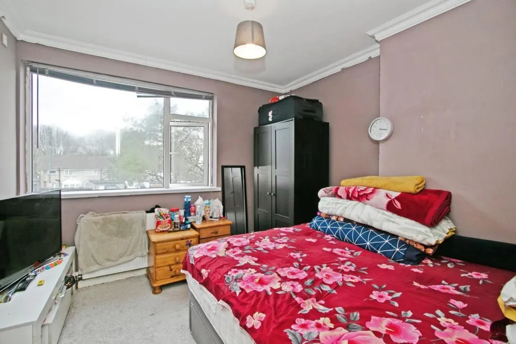 4 bed Terraced