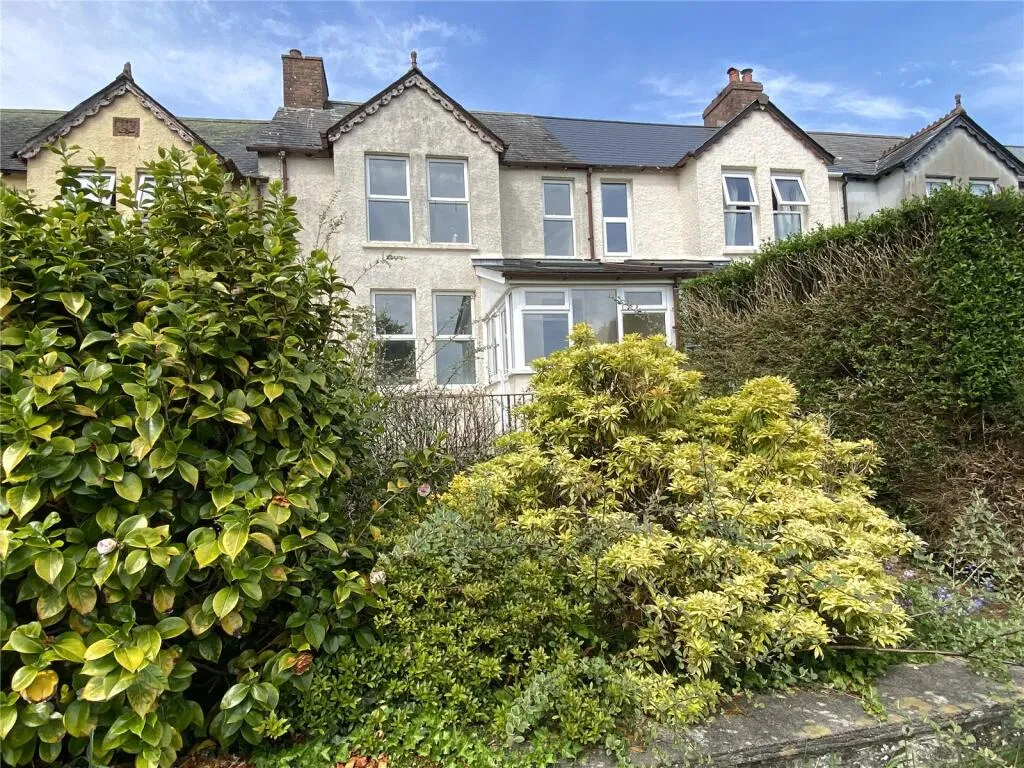 3 bed Terraced