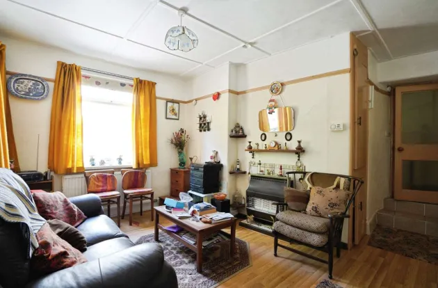 2 bed Semi-Detached