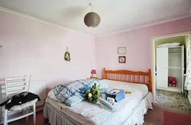 2 bed Semi-Detached