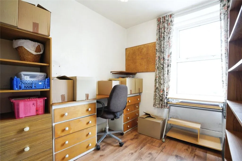 3 bed End of Terrace