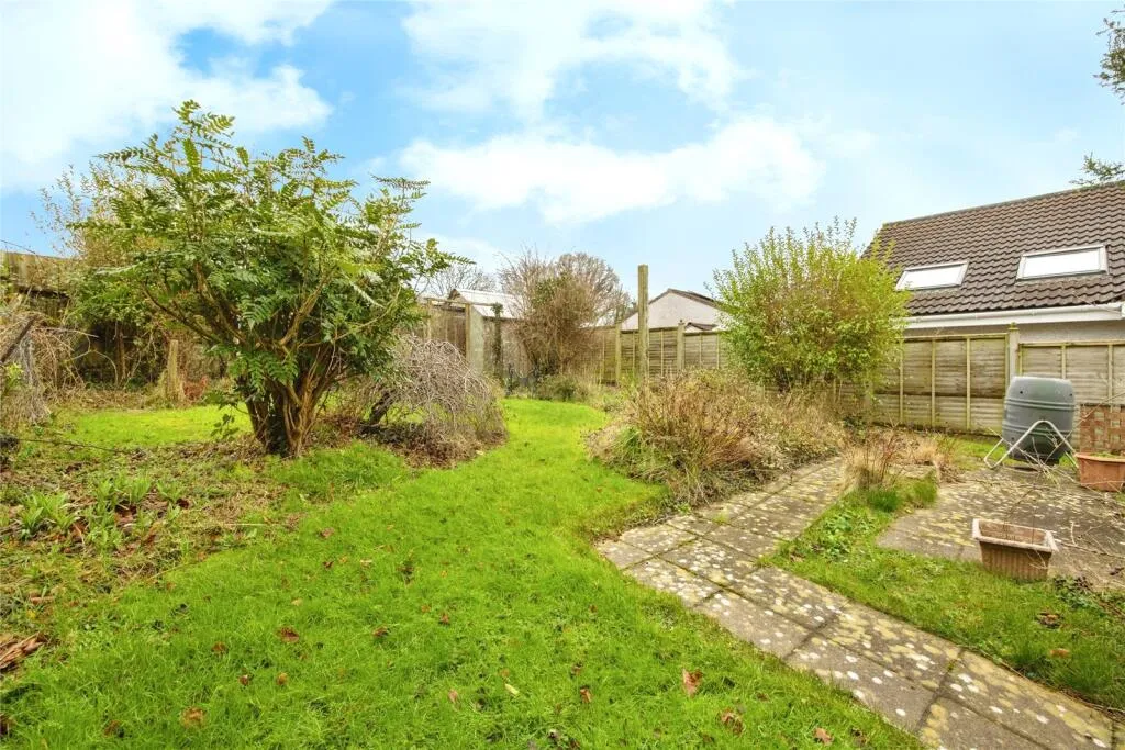 3 bed End of Terrace