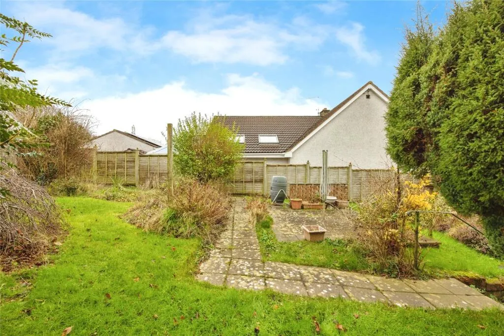 3 bed End of Terrace