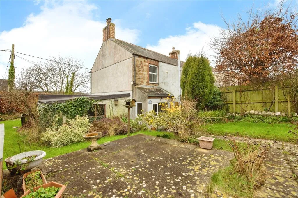 3 bed End of Terrace