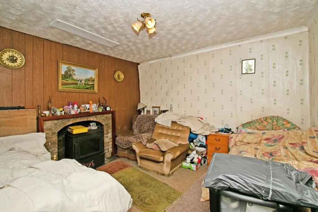 2 bed Semi-Detached