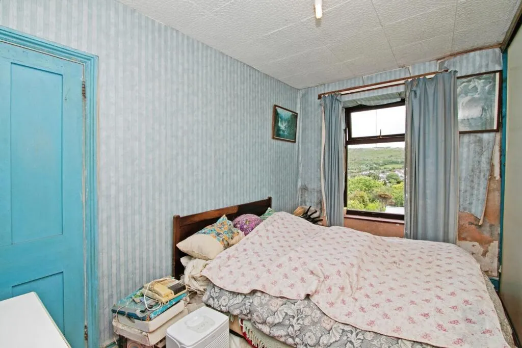 2 bed Semi-Detached