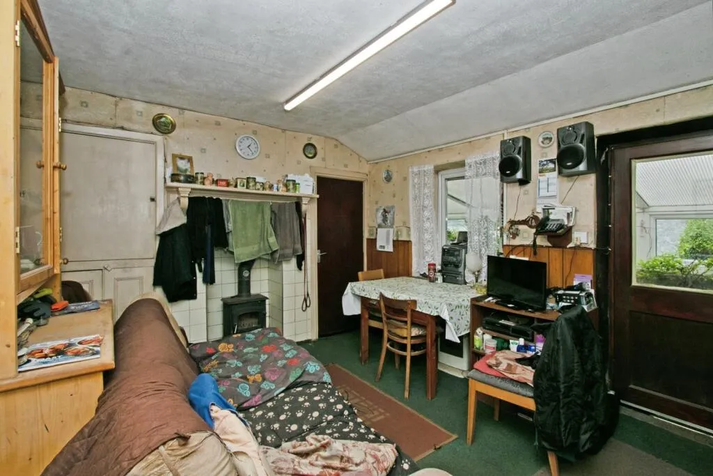 2 bed Semi-Detached