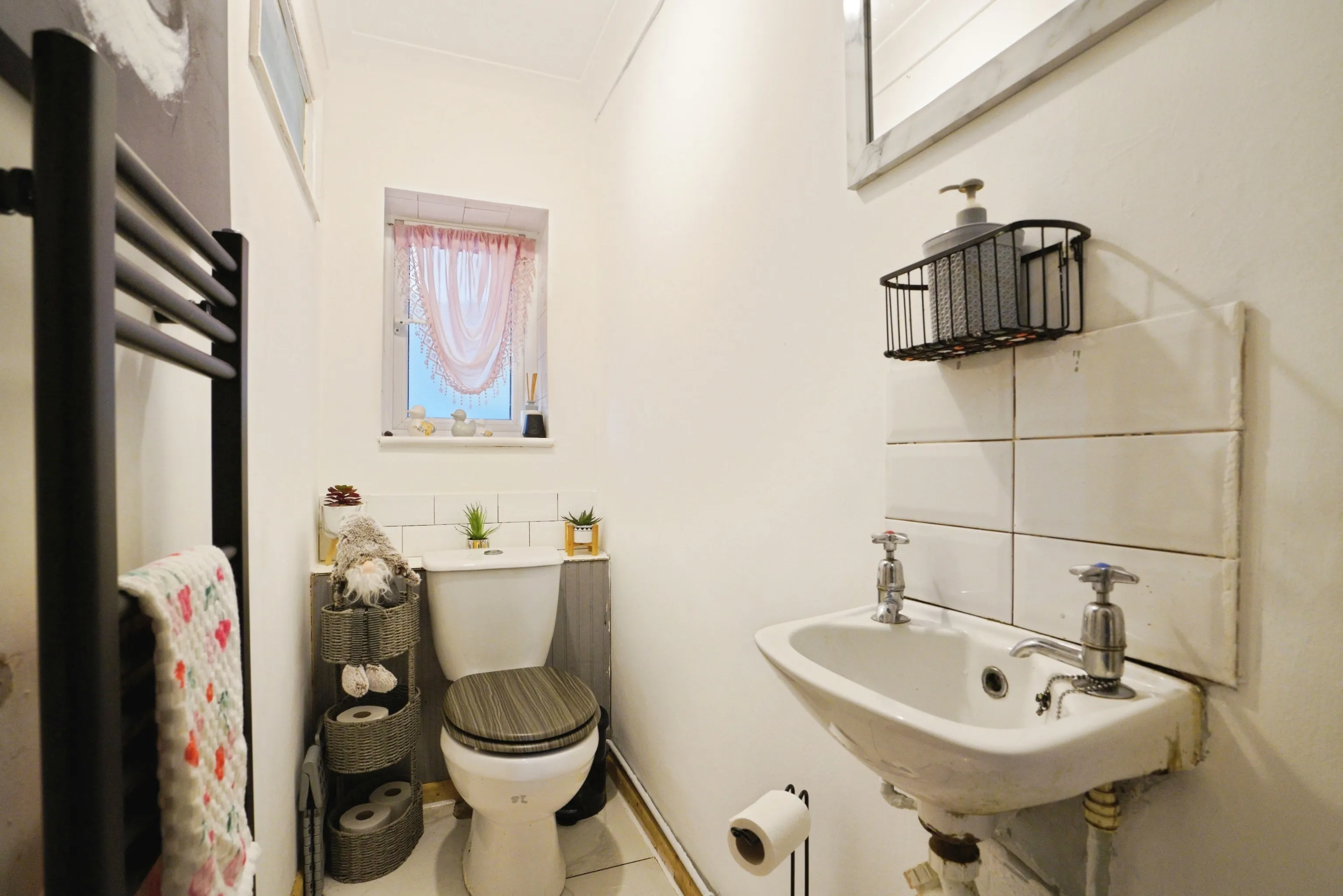 4 bed Terraced