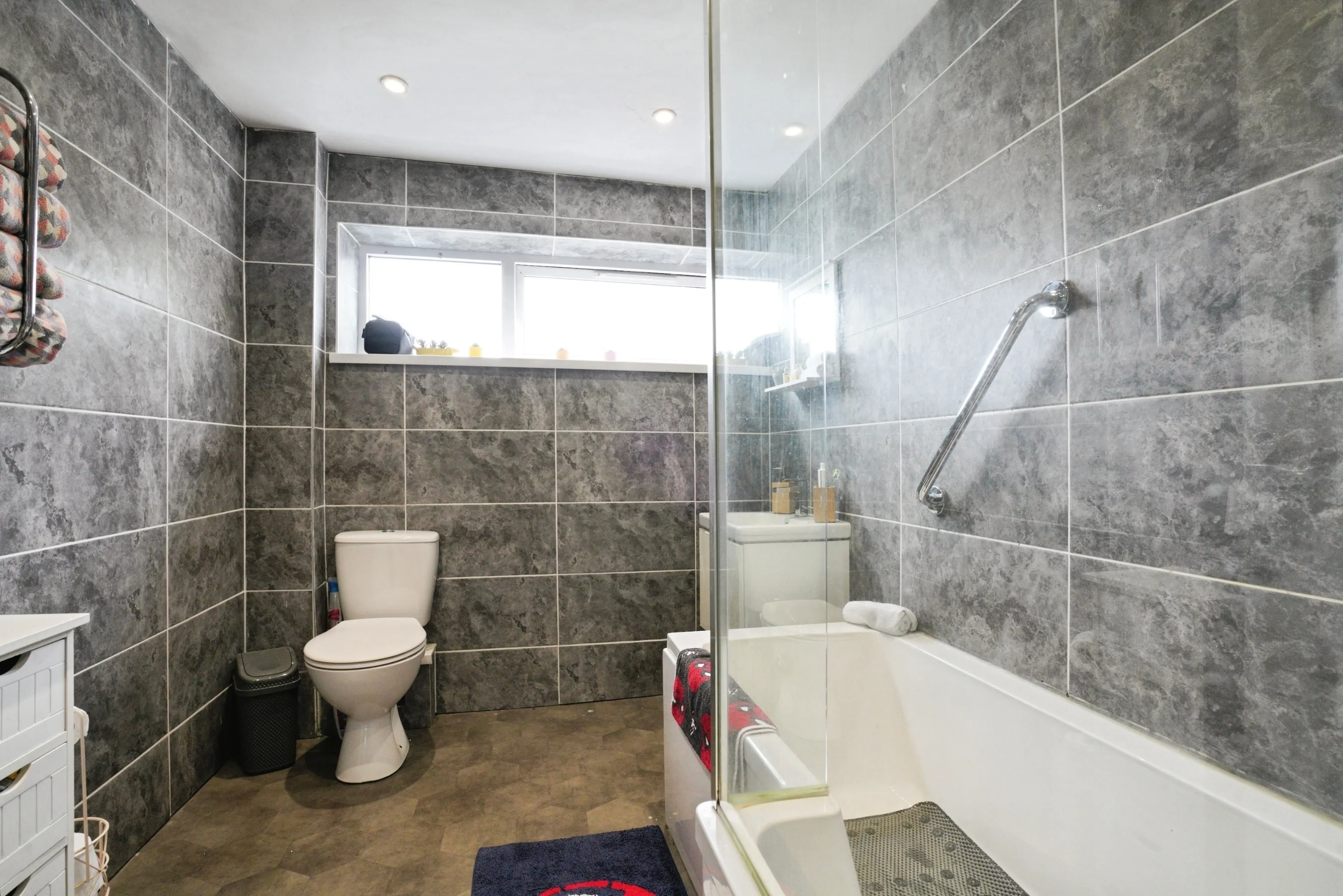 4 bed Terraced
