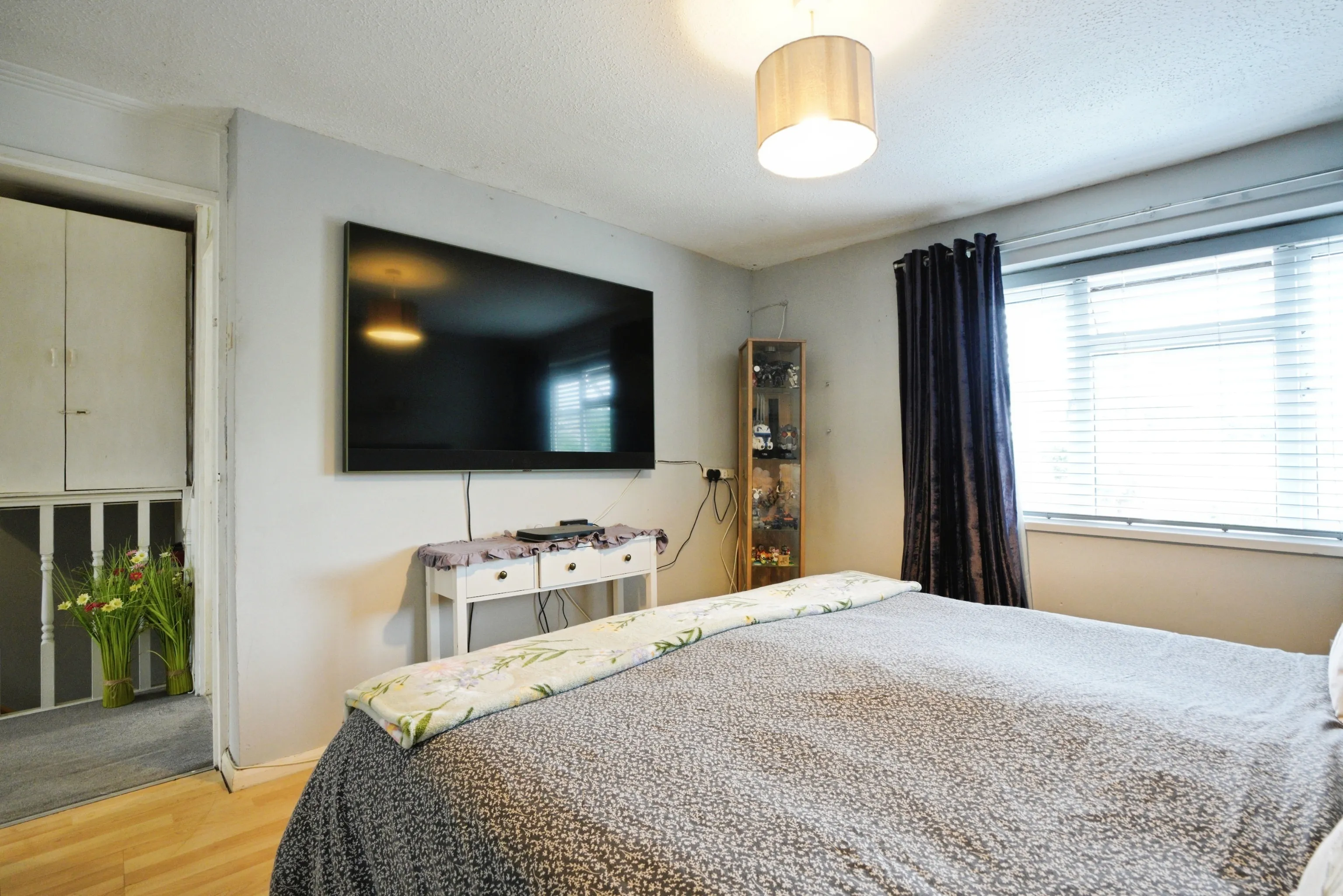 4 bed Terraced
