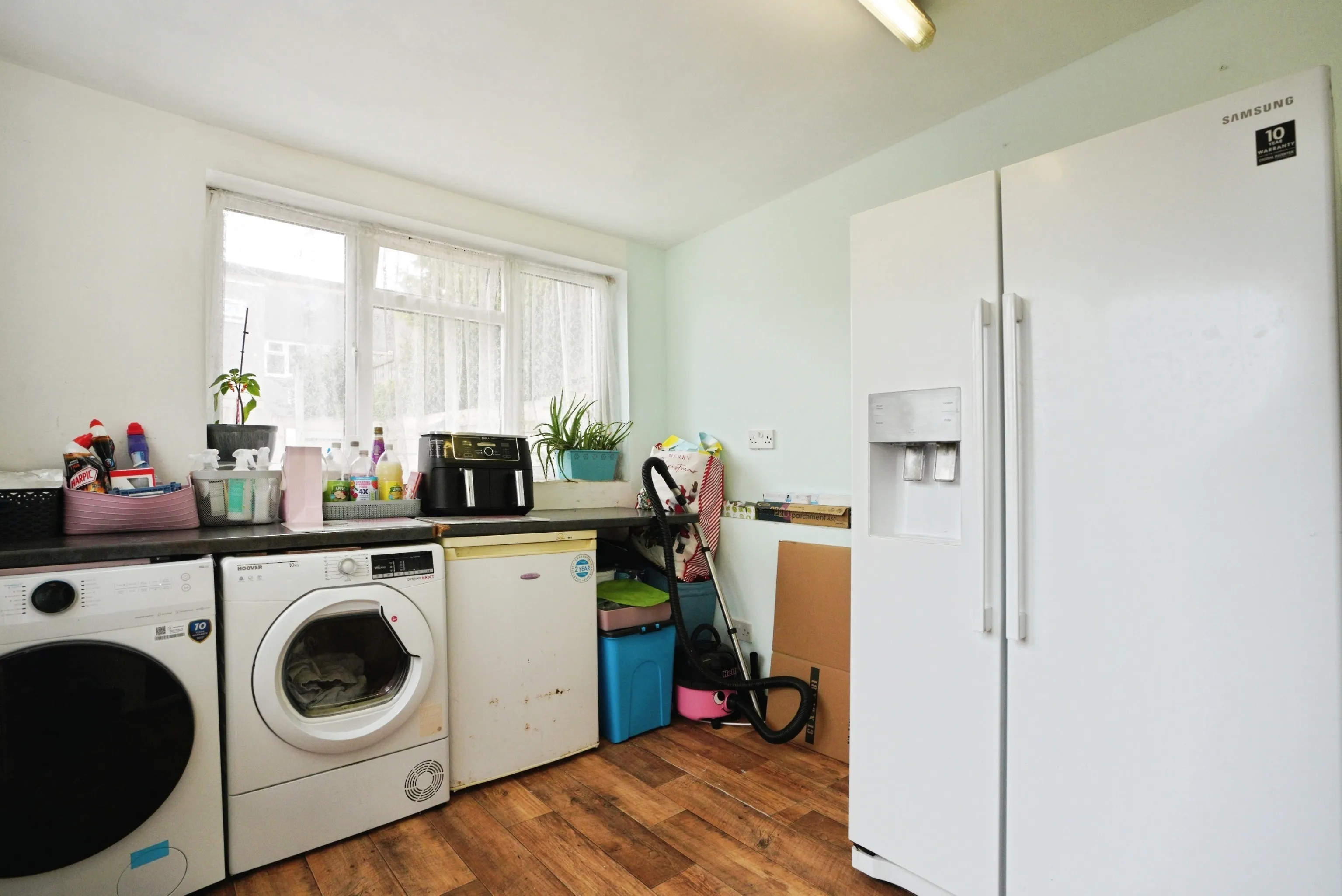 4 bed Terraced