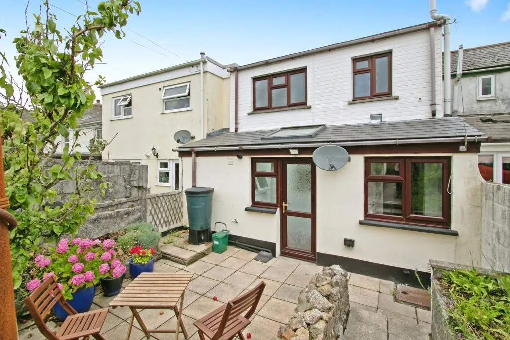 3 bed Terraced