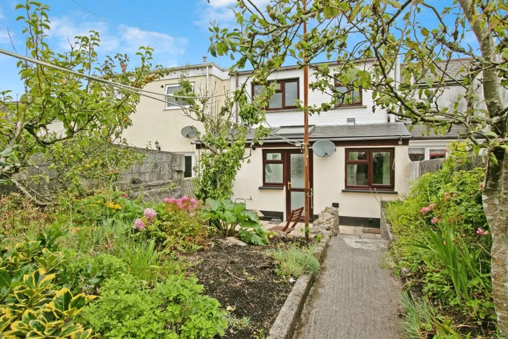 3 bed Terraced