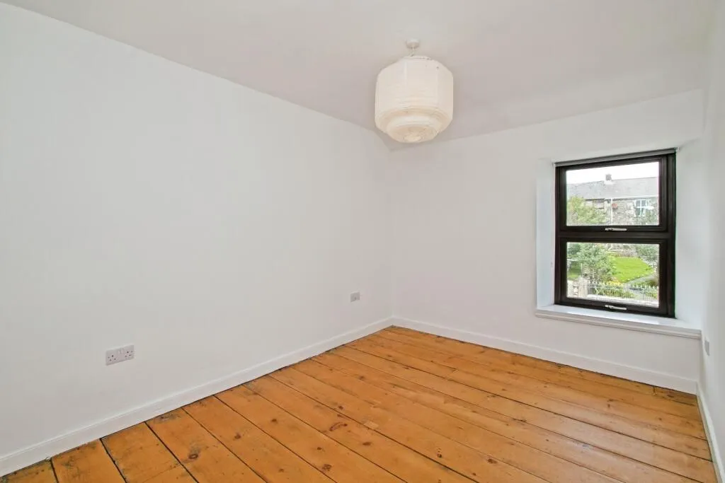 3 bed Terraced