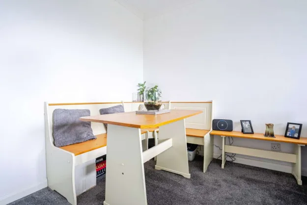 2 bed Apartment