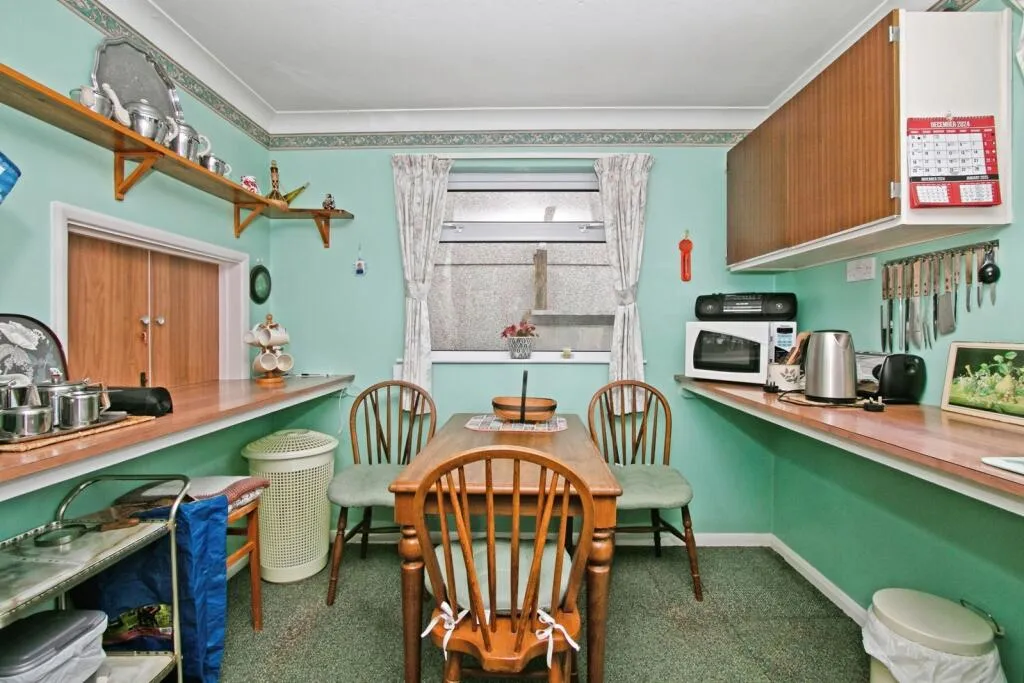 3 bed Detached Bungalow