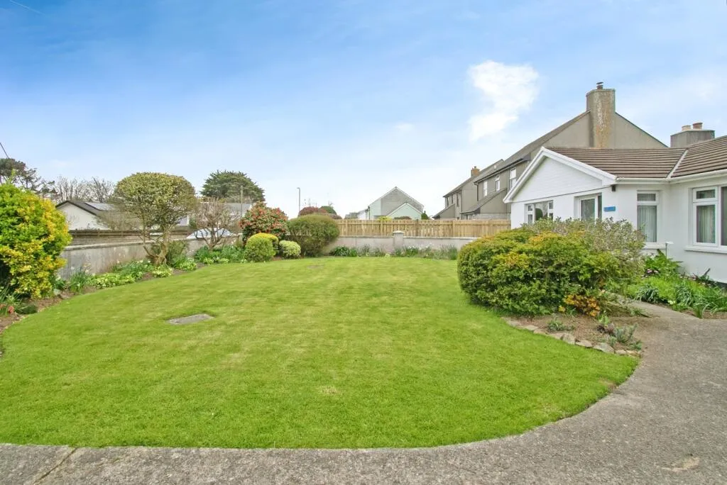 3 bed Detached Bungalow