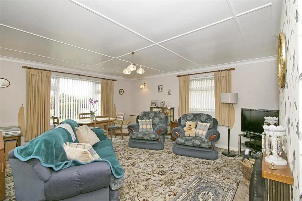 3 bed Detached Bungalow
