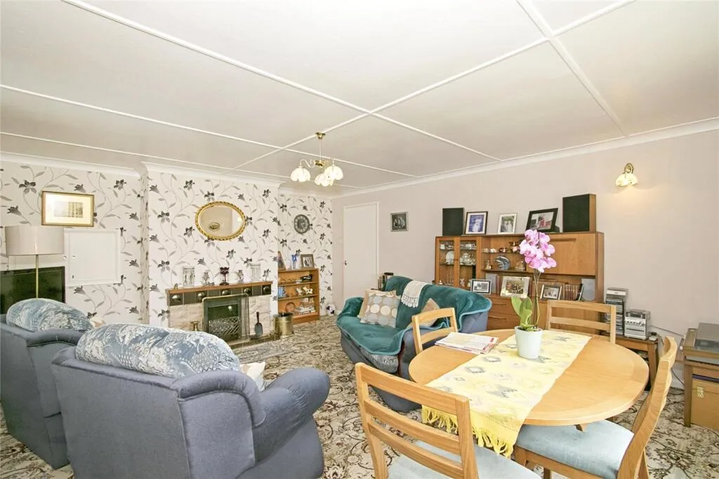 3 bed Detached Bungalow
