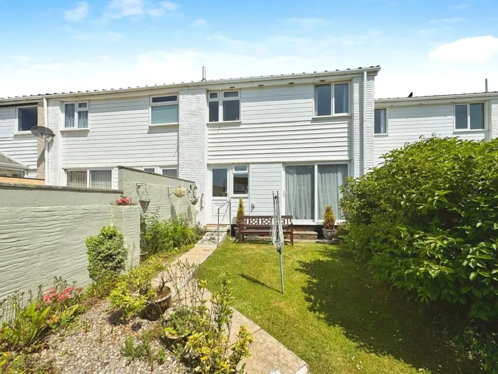 3 bed Terraced