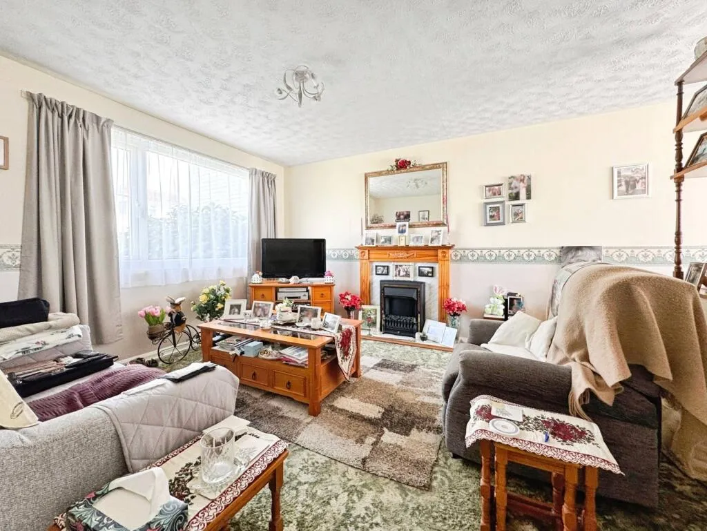 3 bed Terraced