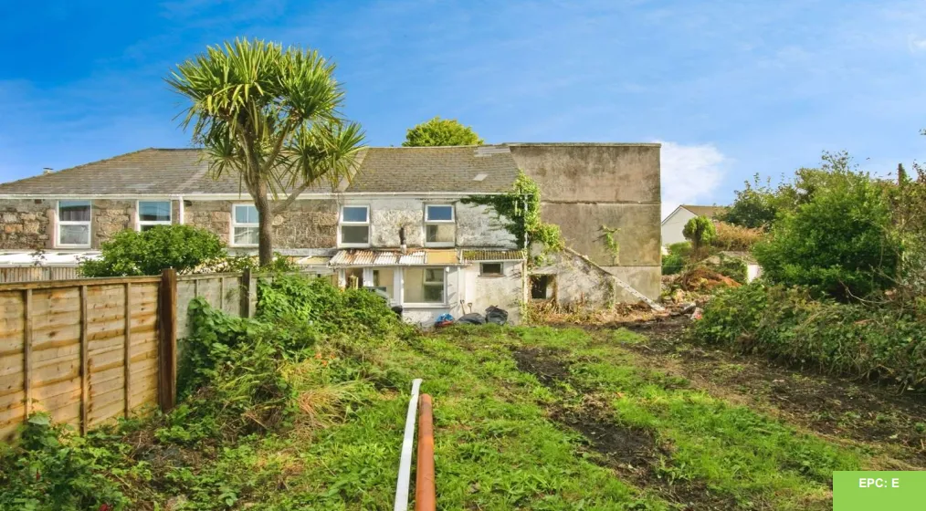 2 bed Character Property