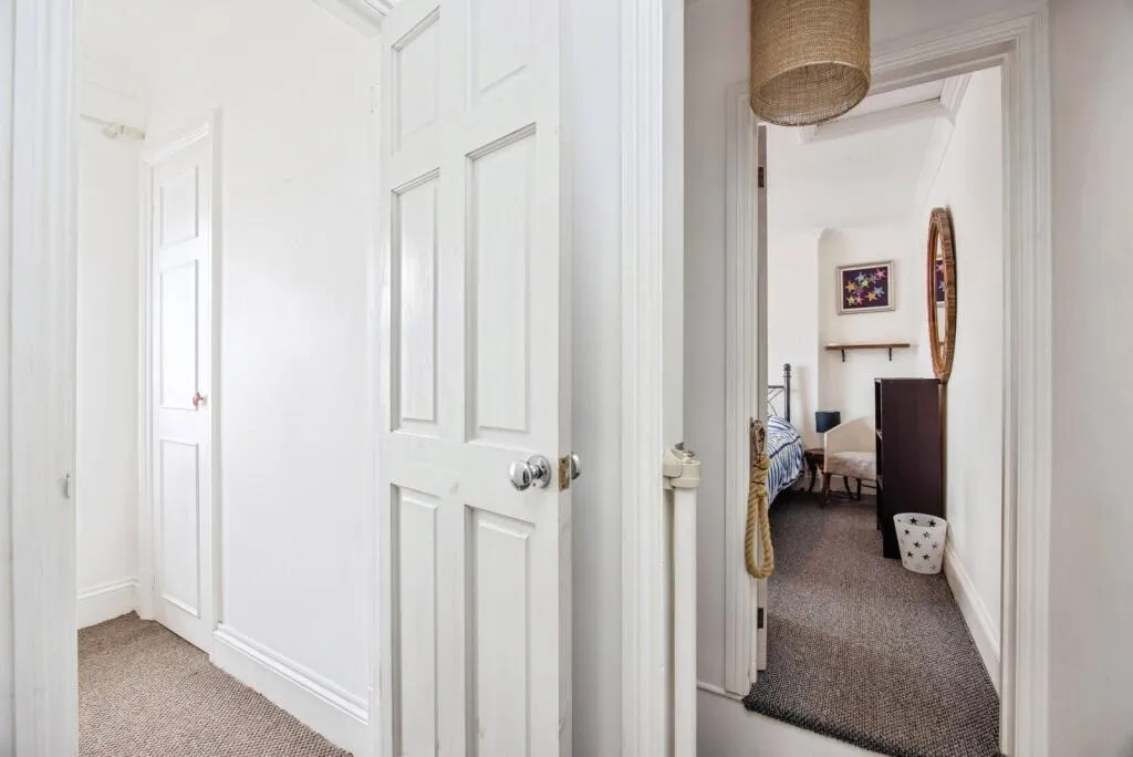 2 bed Character Property